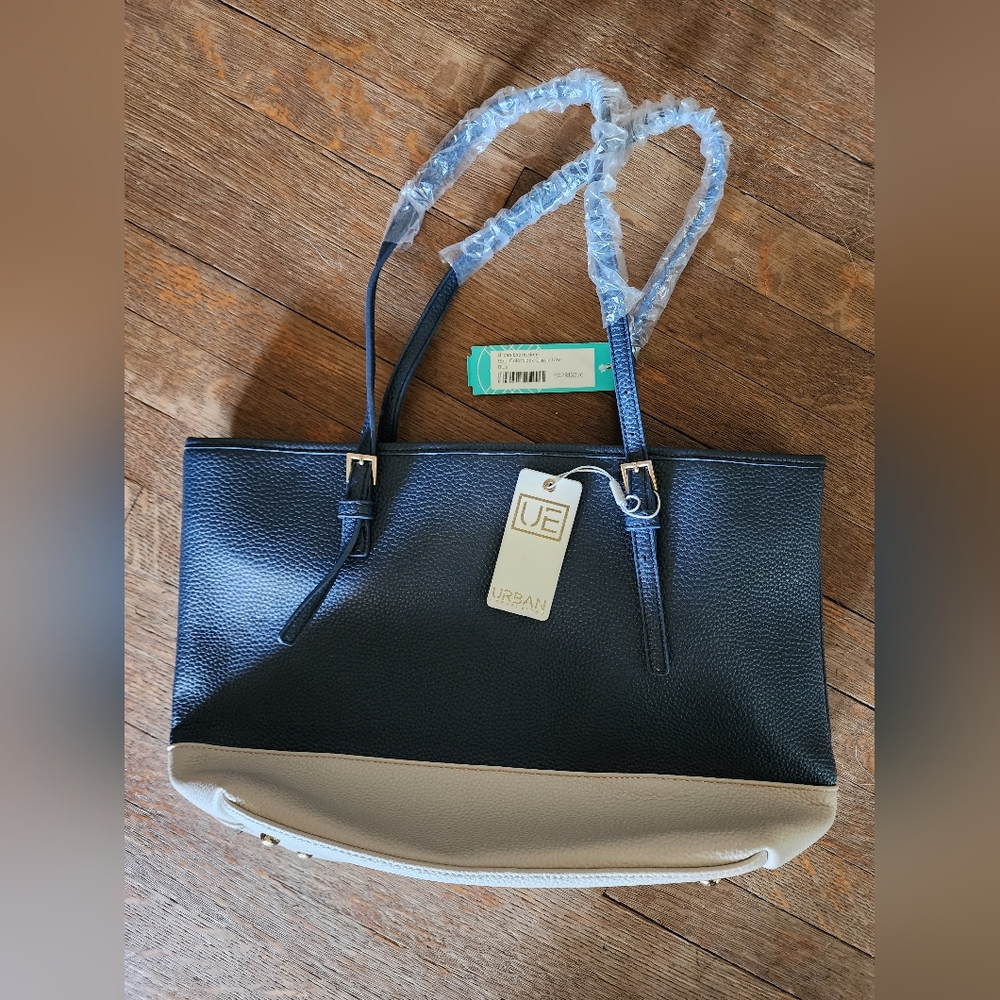 Urban Expressions Shoulder Bag